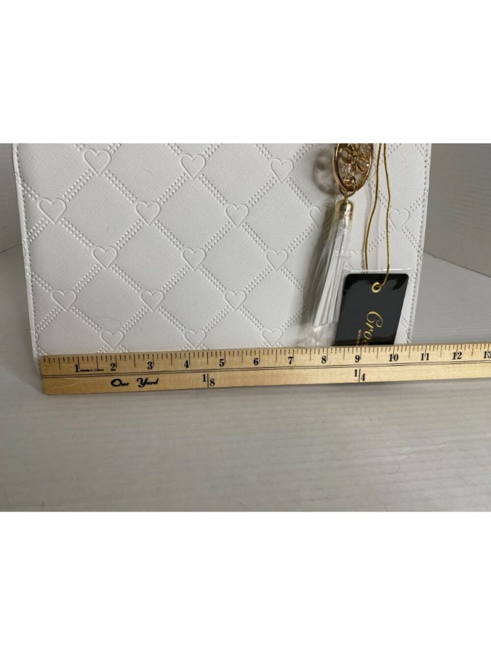 Crossi NWT White Clutch Handbag Gold Frame Heart Embossed Evening Church Wedding - Picture 6 of 13
